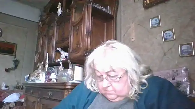 Lala-Love56 online show from 10/05/25, 11:52