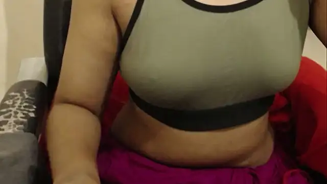 erotic indiancam online show from 10/09/25, 10:35