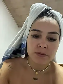 amberbakee online show from 11/08/25, 01:55