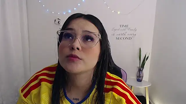 Snapshot of amberbakee chatting on 07/07/26, 03:27 amberbakee online show from 07/07/26, 03:27