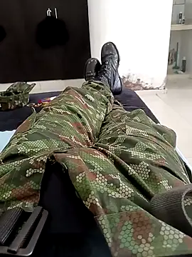 alejos81 online show from 12/18/25, 03:40