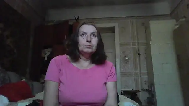 AnnaLive570 online show from 11/30/25, 08:51