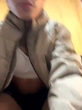 Snapshot of 0anonimo_bottom1 chatting on 10/09/25, 11:41 0anonimo bottom1 online show from 10/09/25, 11:41