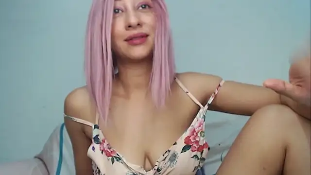 MoonScarlett online show from 10/16/25, 04:41