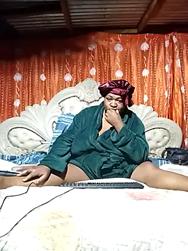 Snapshot of BUSTY_QUEEEN chatting on 10/03/25, 07:55 BUSTY QUEEEN online show from 10/03/25, 07:55