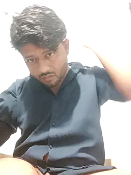 Snapshot of urhotboymeet chatting on 10/29/25, 06:42 urhotboymeet online show from 10/29/25, 06:42