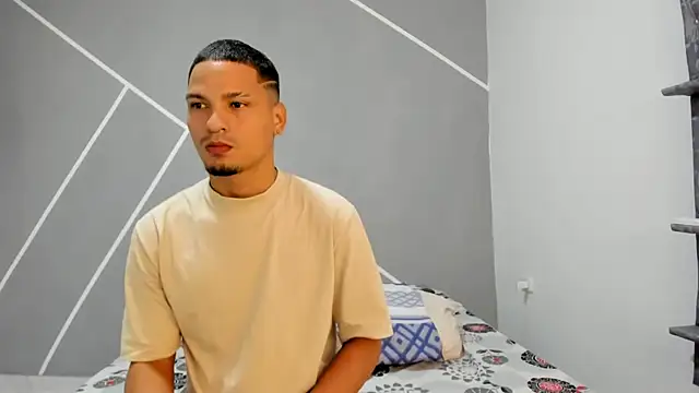 Sexy777Couple online show from 02/20/26, 01:13