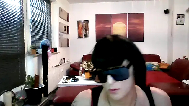 hellgirl1980 online show from 09/23/25, 05:05