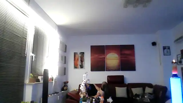 hellgirl1980 online show from 10/12/25, 02:32