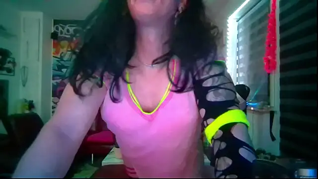 hellgirl1980 online show from 05/15/26, 07:54