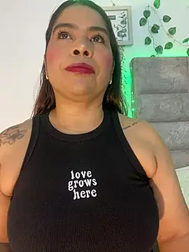 roselyn caprice online show from 06/04/26, 08:26