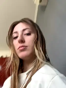 Sashailardi online show from 10/12/25, 04:28