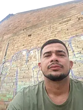 yeffito1 online show from 09/29/25, 08:46