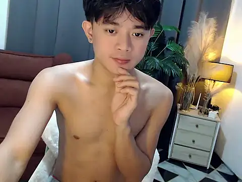 NautyBoyBrazeen 143 online show from 04/27/26, 03:26