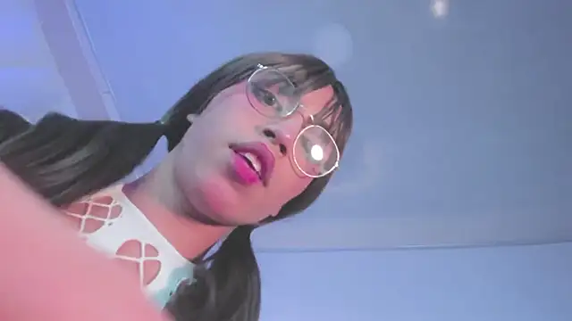 Nikkita Dragon online show from 10/05/25, 10:18