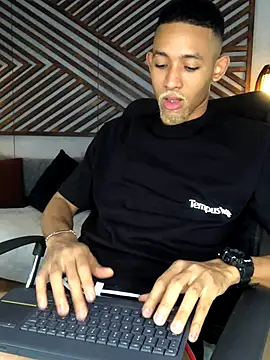 B Wild online show from 10/17/25, 04:15