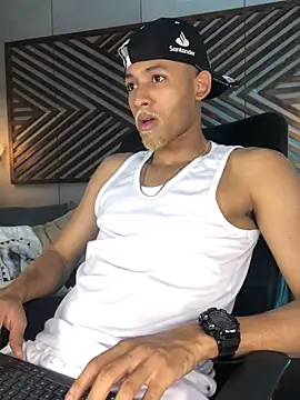 B Wild online show from 10/21/25, 04:13