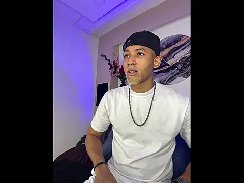 B Wild online show from 02/11/26, 04:17