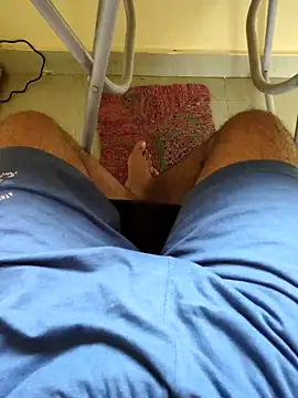 Snapshot of banglore3guy chatting on 09/11/25, 07:19 banglore3guy online show from 09/11/25, 07:19