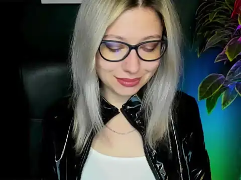 loveHeidi online show from 09/18/25, 04:25