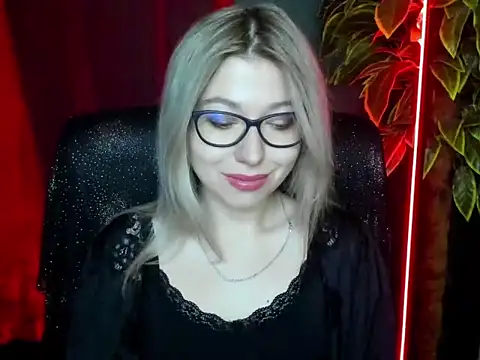 loveHeidi online show from 03/09/26, 05:33