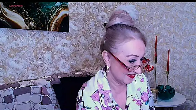  Sara  Smith  online show from 02/23/26, 09:17