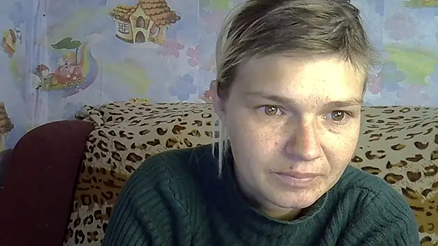 SaraSnow  online show from 04/30/26, 08:57