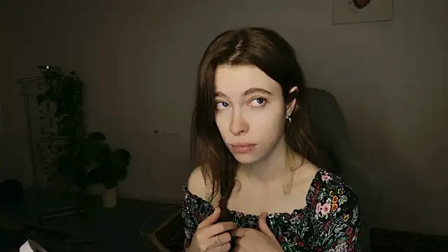 Yoka paradoXXX online show from 11/18/25, 05:12