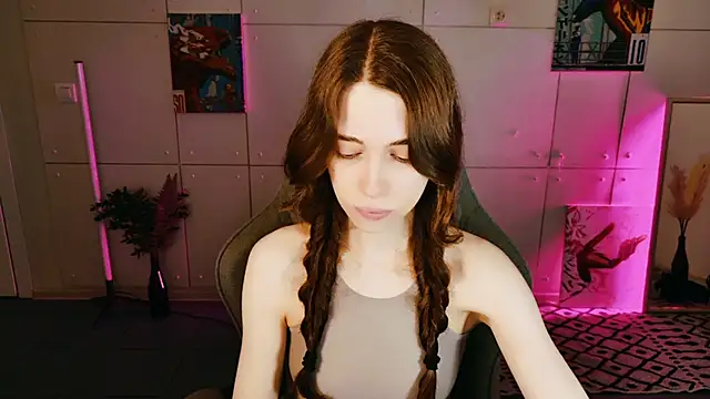 Yoka paradoXXX online show from 04/08/26, 09:09