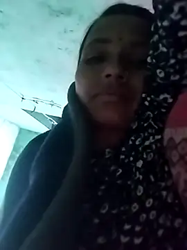 KIRTI12 HOT online show from 10/18/25, 03:24