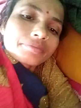 KIRTI12 HOT online show from 11/12/25, 04:40