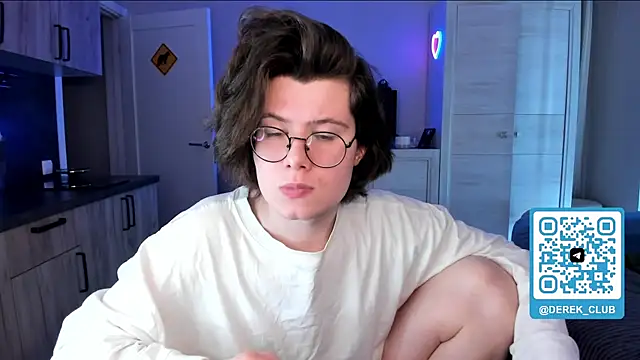 Derek Shameless online show from 05/11/26, 09:15