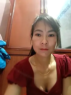 Yumyum kiw online show from 12/02/25, 10:27