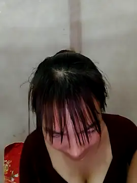 Yumyum kiw online show from 12/16/25, 12:26