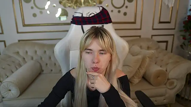 Ava kiss054 online show from 07/11/26, 03:04