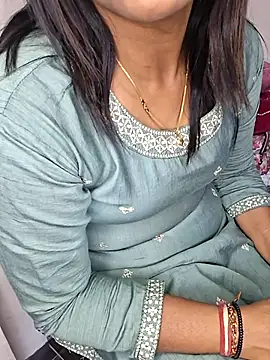 Snapshot of Marathi_rani2 chatting on 01/06/26, 05:27 Marathi rani2 online show from 01/06/26, 05:27