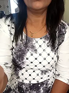 Snapshot of Marathi_rani2 chatting on 02/05/26, 07:02 Marathi rani2 online show from 02/05/26, 07:02