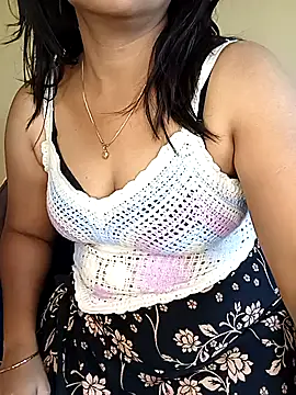 Snapshot of Marathi_rani2 chatting on 03/05/26, 07:26 Marathi rani2 online show from 03/05/26, 07:26