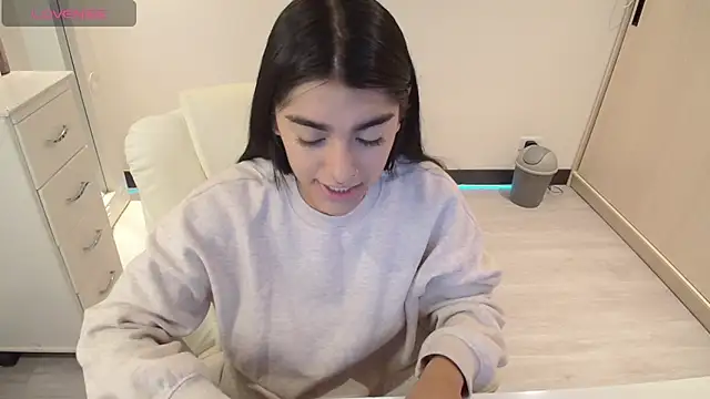 amarasilk  online show from 01/09/26, 02:14