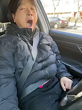 Fengbaby-555 online show from 12/23/25, 06:22