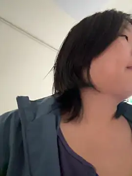 Fengbaby-555 online show from 04/22/26, 02:58