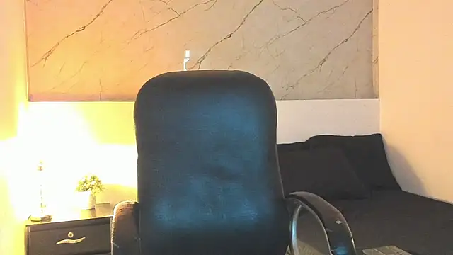 johan miller0 online show from 11/15/25, 01:36