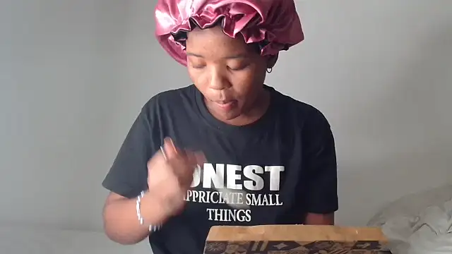 AshleyT255 online show from 10/22/25, 09:09