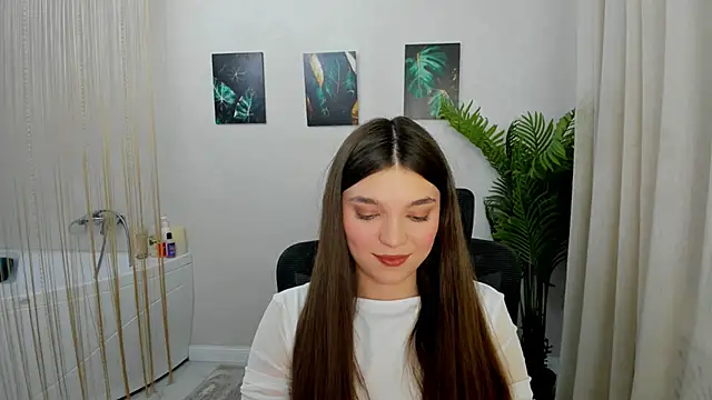 DivineAmour online show from 01/17/26, 04:39