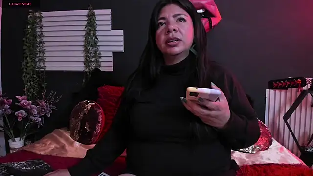 kinky momm online show from 07/08/26, 03:05