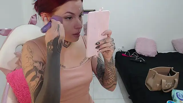 Maddy Vicius19 online show from 10/04/25, 08:29