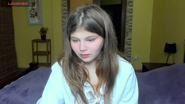 Snapshot of Lilly_Jess chatting on 10/22/25, 06:18 Lilly Jess online show from 10/22/25, 06:18