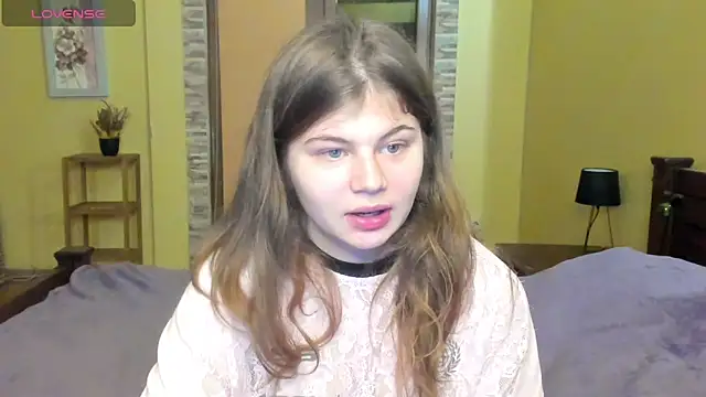 Snapshot of Lilly_Jess chatting on 11/04/25, 07:35 Lilly Jess online show from 11/04/25, 07:35