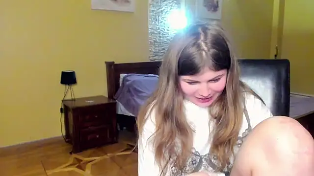 Snapshot of Lilly_Jess chatting on 11/13/25, 08:41 Lilly Jess online show from 11/13/25, 08:41