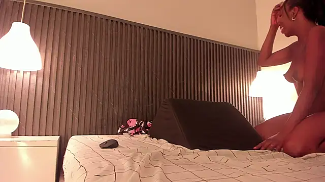 NalahCampbell online show from 11/23/25, 08:25